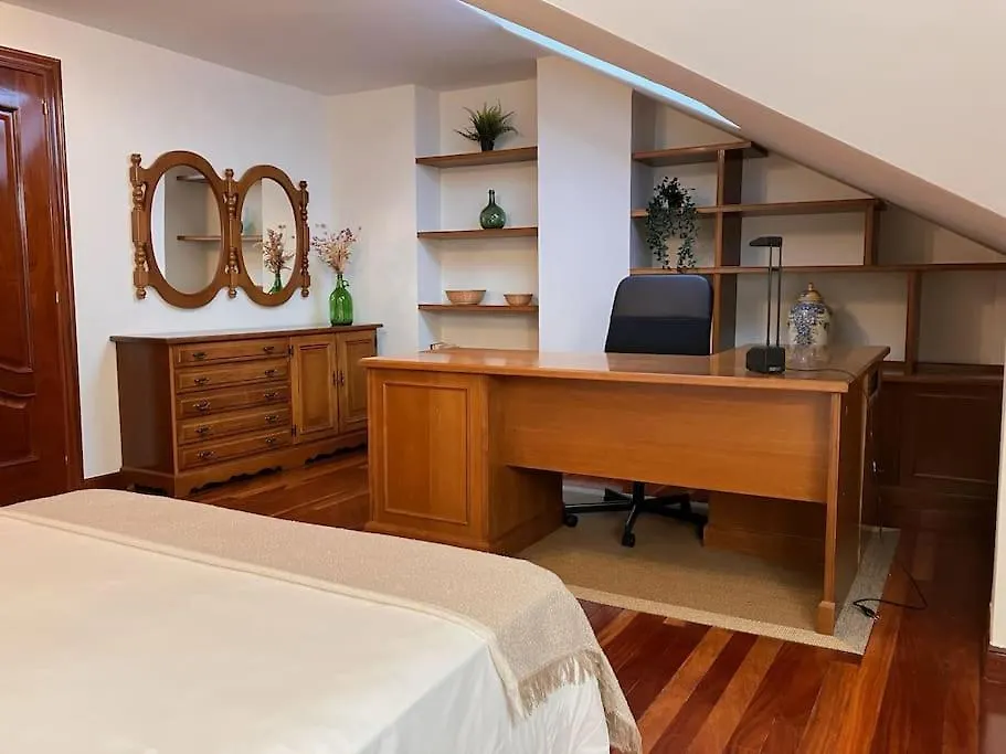 Duplex 122M2, 4 Dormitorios, 2 Banos Completos, Wifi 1Gb Mundaka